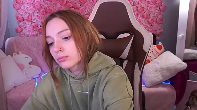 Chat XXX en directo de LizzaMoonn