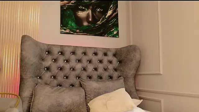 MeganXDesire Chat XXX in diretta