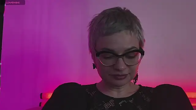 CyberXGoddess' Live XXX Chat