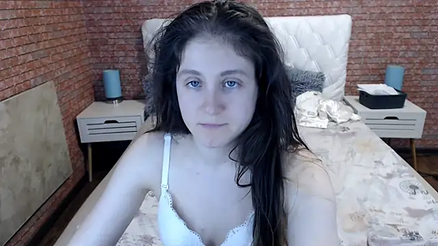 Chat XXX ao vivo de Holliy_Cooper