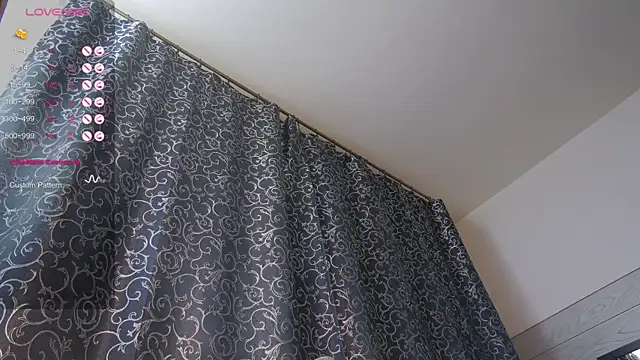 AnyaRose Adlı Modelin Canlı XXX Sohbeti