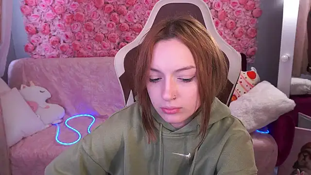 LizzaMoonn Chat XXX in diretta