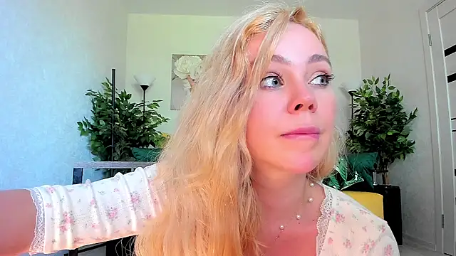 caty_kiss' Live XXX Chat