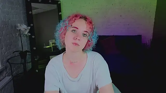 ScarlettSparkss' Live XXX Chat