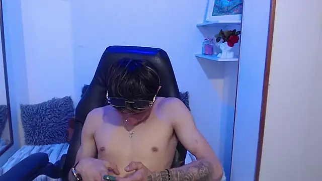 Yao_23 webkamerás műsora
