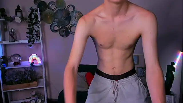 Show modela john_lik na web-kameri