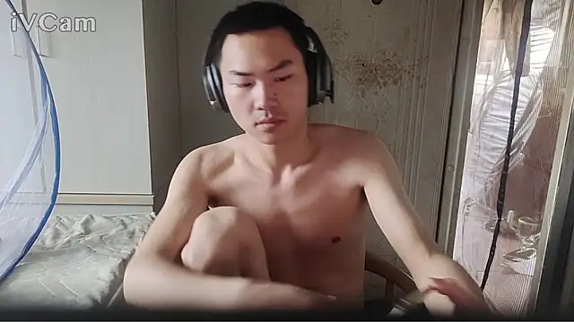 dyjdddttj 现场XXX聊天