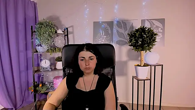 Онлайн чат XXX MartaEdams