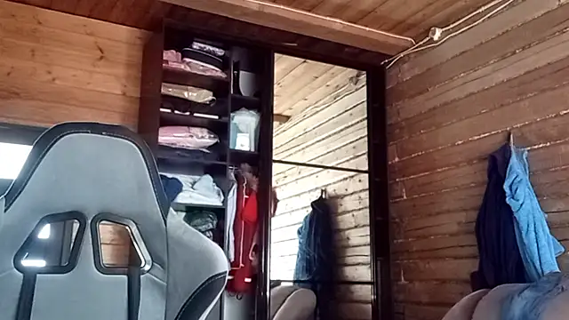 LowkeyIndigo Cameră chat live