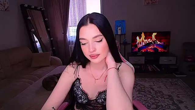 yoursLina's Live XXX Chat