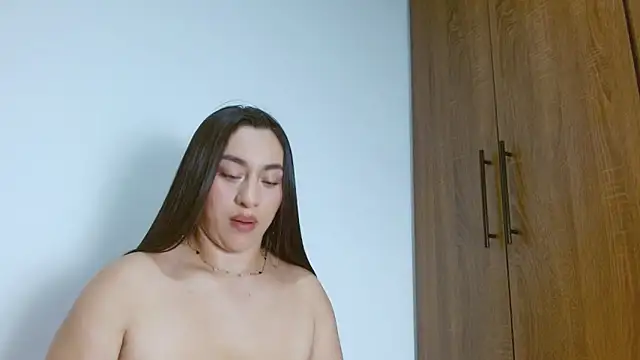 Roseechannel Adlı Modelin Canlı XXX Sohbeti