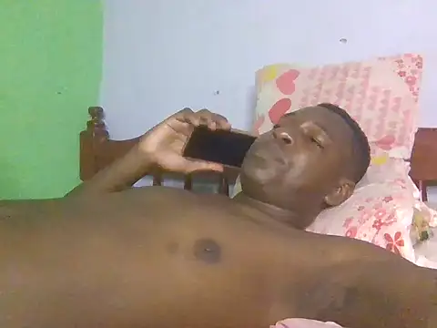 Sweet-boy2024 webcam show