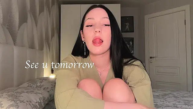MiroslavaLime's Live XXX Chat
