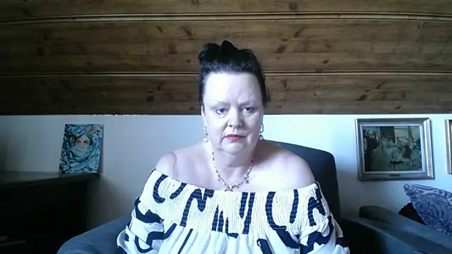 Czat XXX na żywo – TiffanyMature