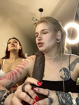 DriveThruCiri Webcamshow