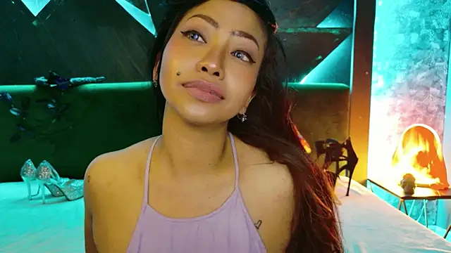 ElyaQuinn লাইভ XXX চ্যাট
