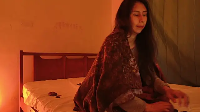 MoonLipsON-'s Live XXX Chat