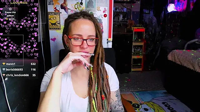 Chat XXX Live LisaFoxy_y
