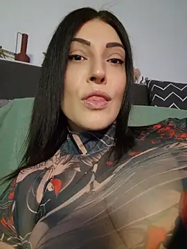 Živý XXX chat AryaSummersReal