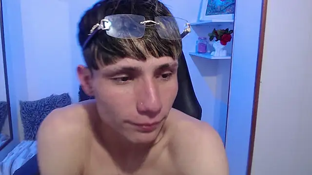 Yao_23's Webcam Show