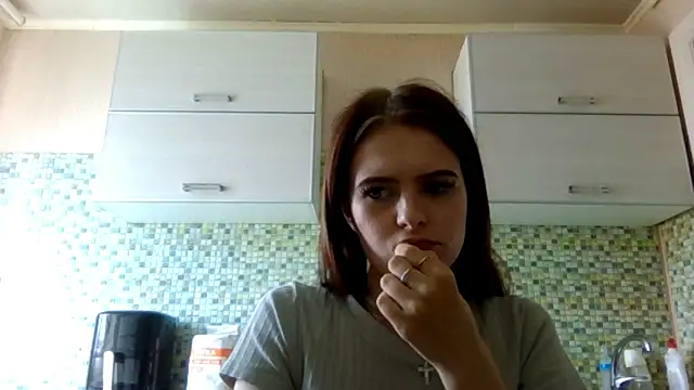 Chat XXX Live KikiAmino