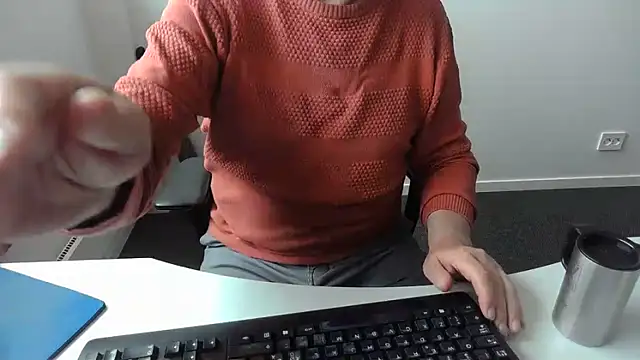 Buggemann Live XXX Chat
