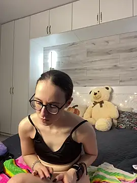 MartiniiSelenna Adlı Modelin Canlı XXX Sohbeti