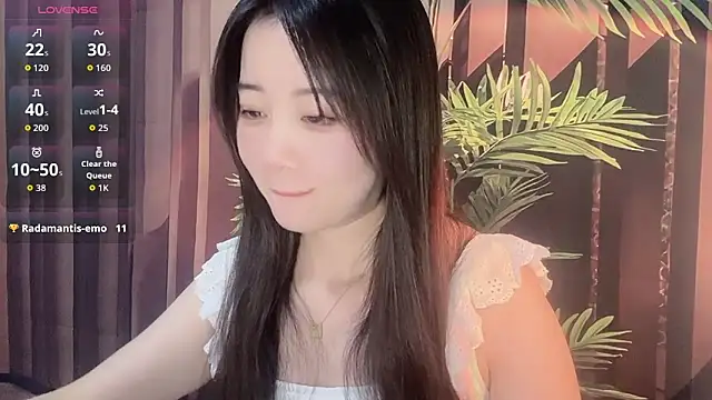 77-Vicky's Live XXX Chat