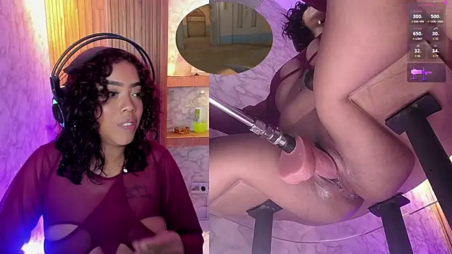 NinaCapelli's Live XXX Chat
