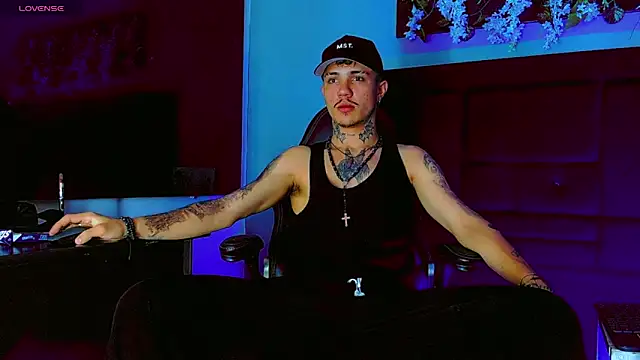 HannibalLester Show Webcam