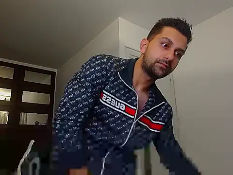 BryceReign Chat XXX live