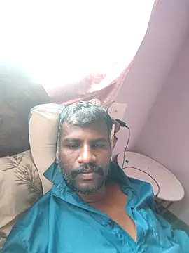 Paramkeerthi 라이브 XXX 채팅