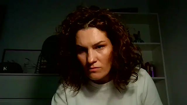 Ms-Lust1- Chat XXX in diretta