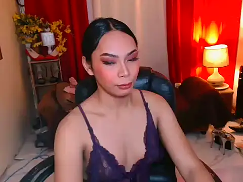 kylieEmparado Adlı Modelin Web Kamerası Şovu