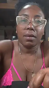 Chat +18 de ChanneldelaCroix ao vivo