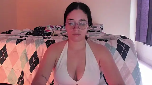 atenas_05_'s Live XXX Chat