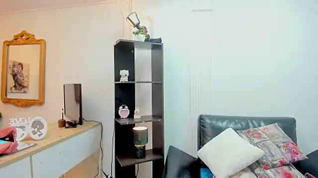 Živý XXX chat Channel_Mills
