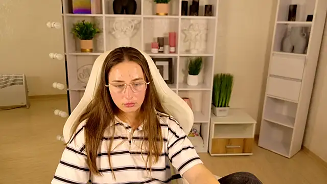 Chat XXX ao vivo de NadinnL