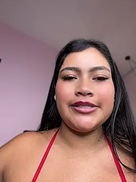 Chat XXX ao vivo de LunaaRosse