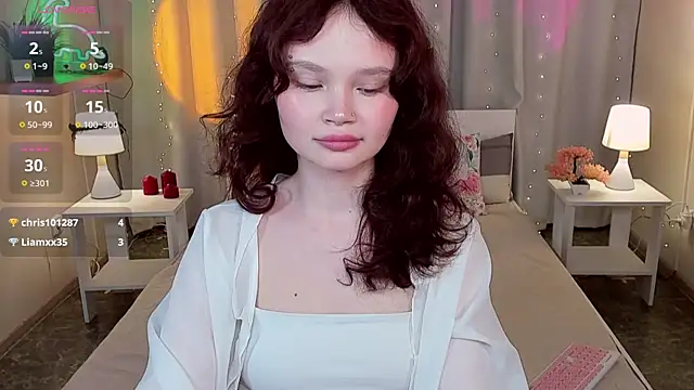 EmilyChaves 现场XXX聊天