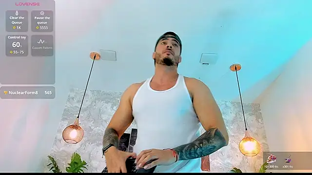Nate_franco Show in webcam