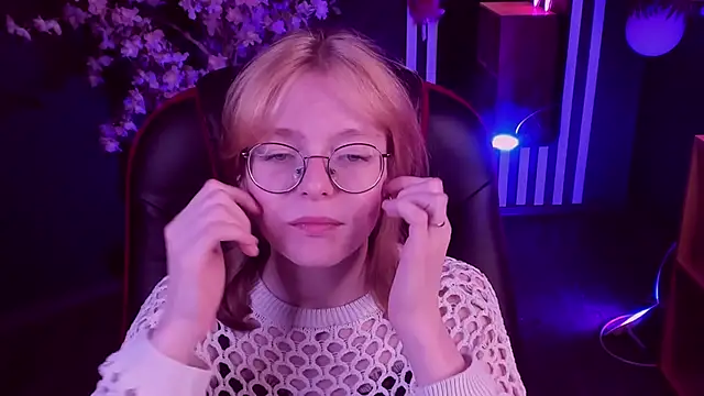 FoxxyyPolly Live XXX-Chat