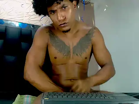 Dilan_Hall Webcam show
