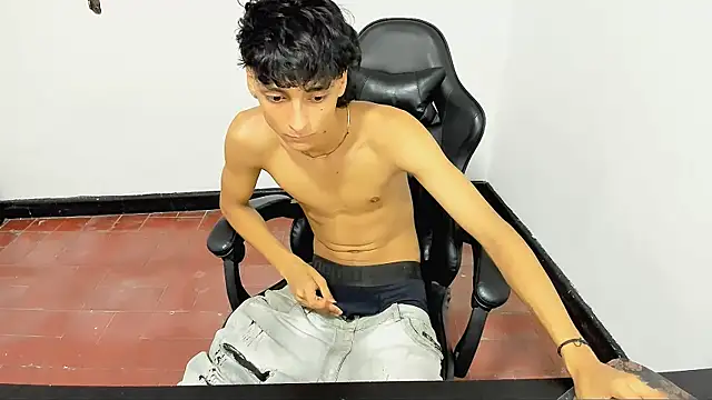 Leal_cute666 – Kamerová šou