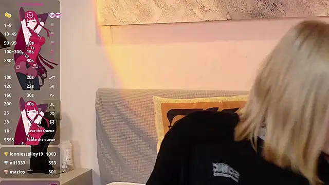MilkMeSoftly Live XXX-chat