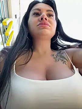 Wet__Bunny Adlı Modelin Canlı XXX Sohbeti