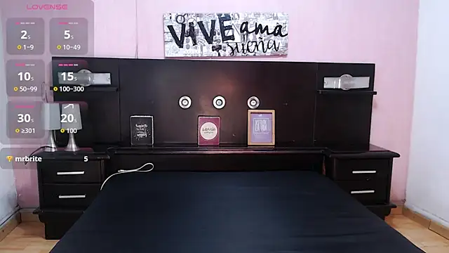 XXX chat uživo modela mariahsugarr