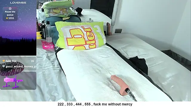 Benjamin_Buster 即時 XXX 聊天