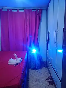 danielajall – live chatrum