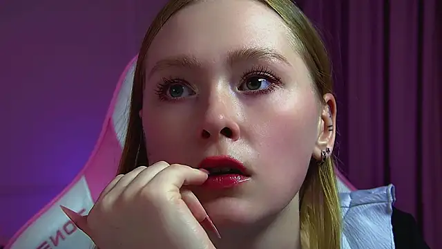 AgataFoxley's Live XXX Chat